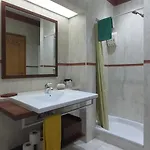 Casa Da Travessa - Casa De Ferias No Coracao De Nyaraló